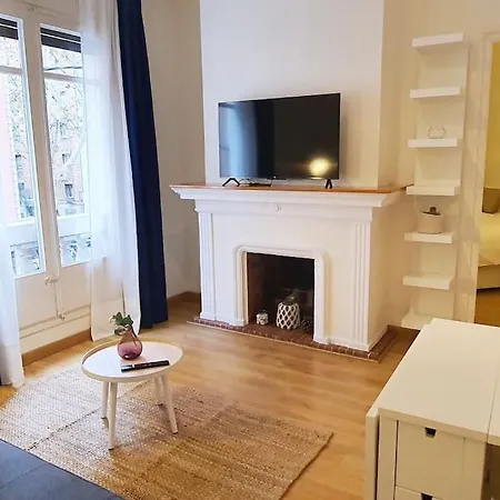 Apartment Opening Doors Sant Pau - Modern Flat Close To Sagrada Familia Barcelona